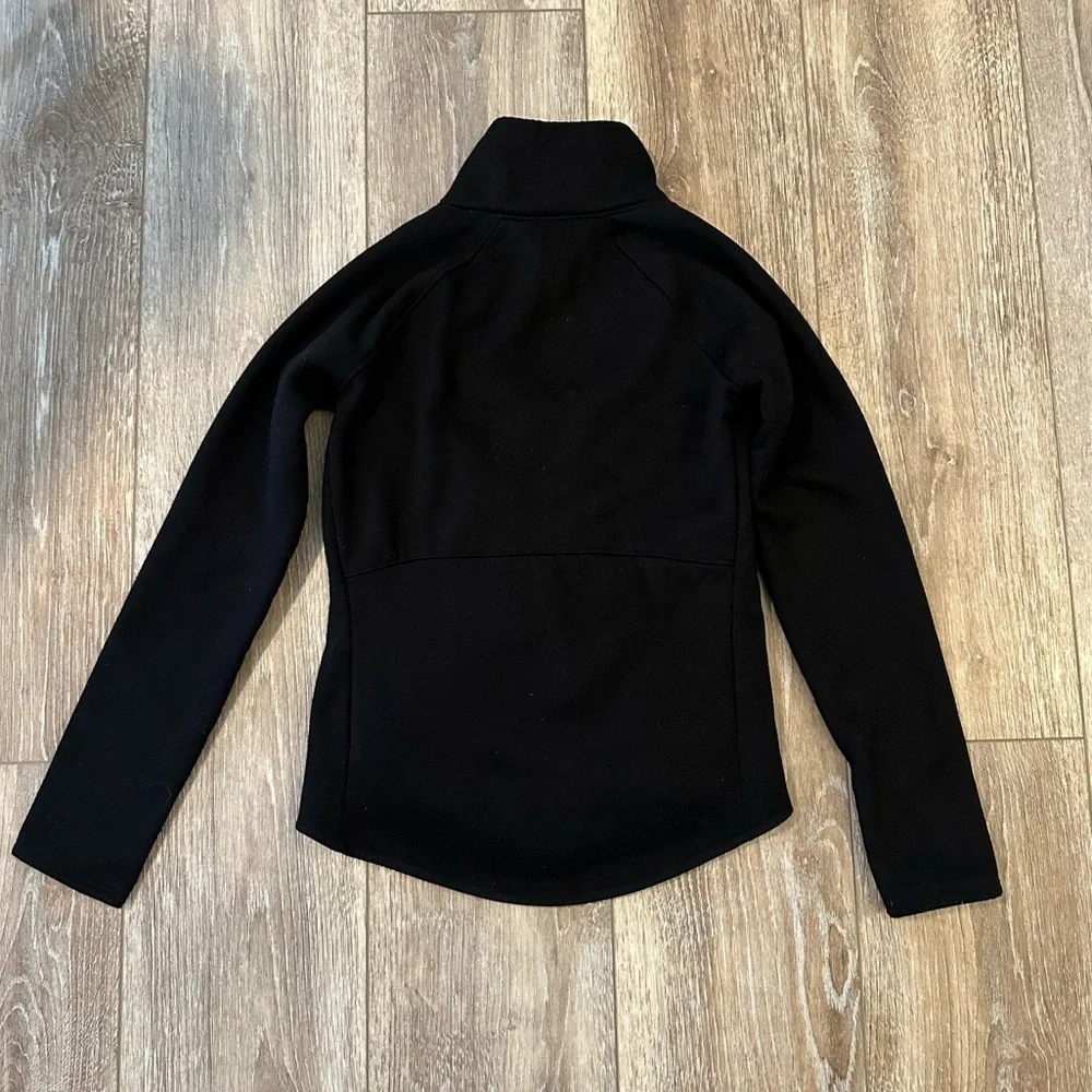 Old Navy Girl’s Purple and Black Jacket with Yellow Zipper - Size M
